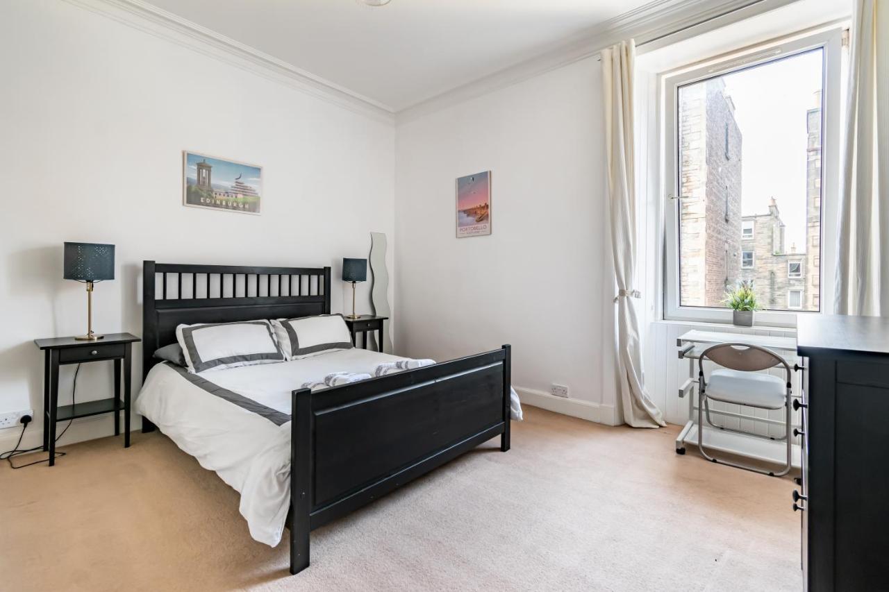 Amazing Apartments - Dalgety St - Near Holyrood Единбург Екстер'єр фото